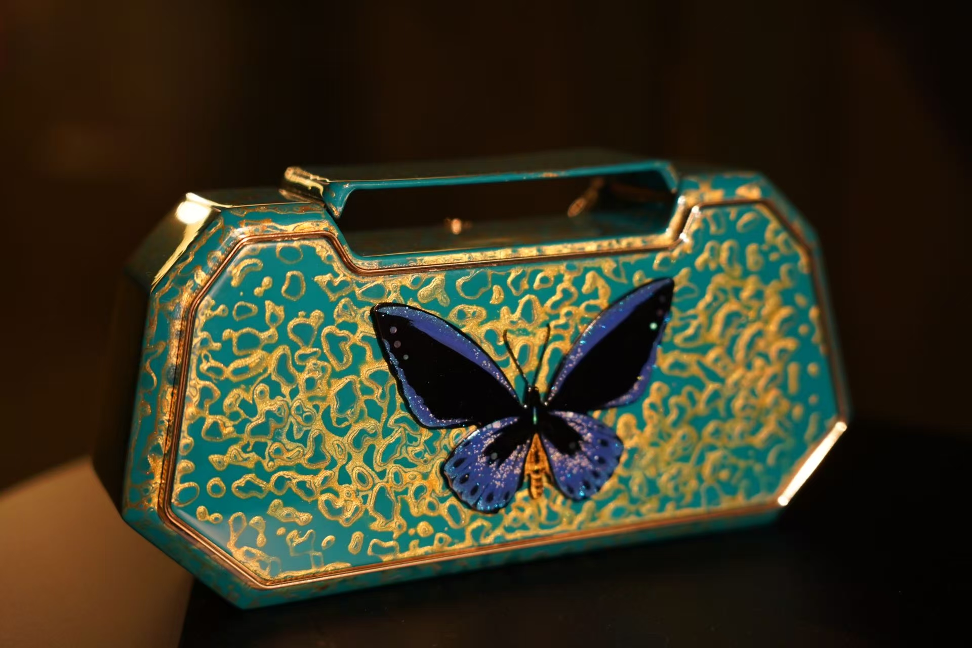 Lacquer art creation